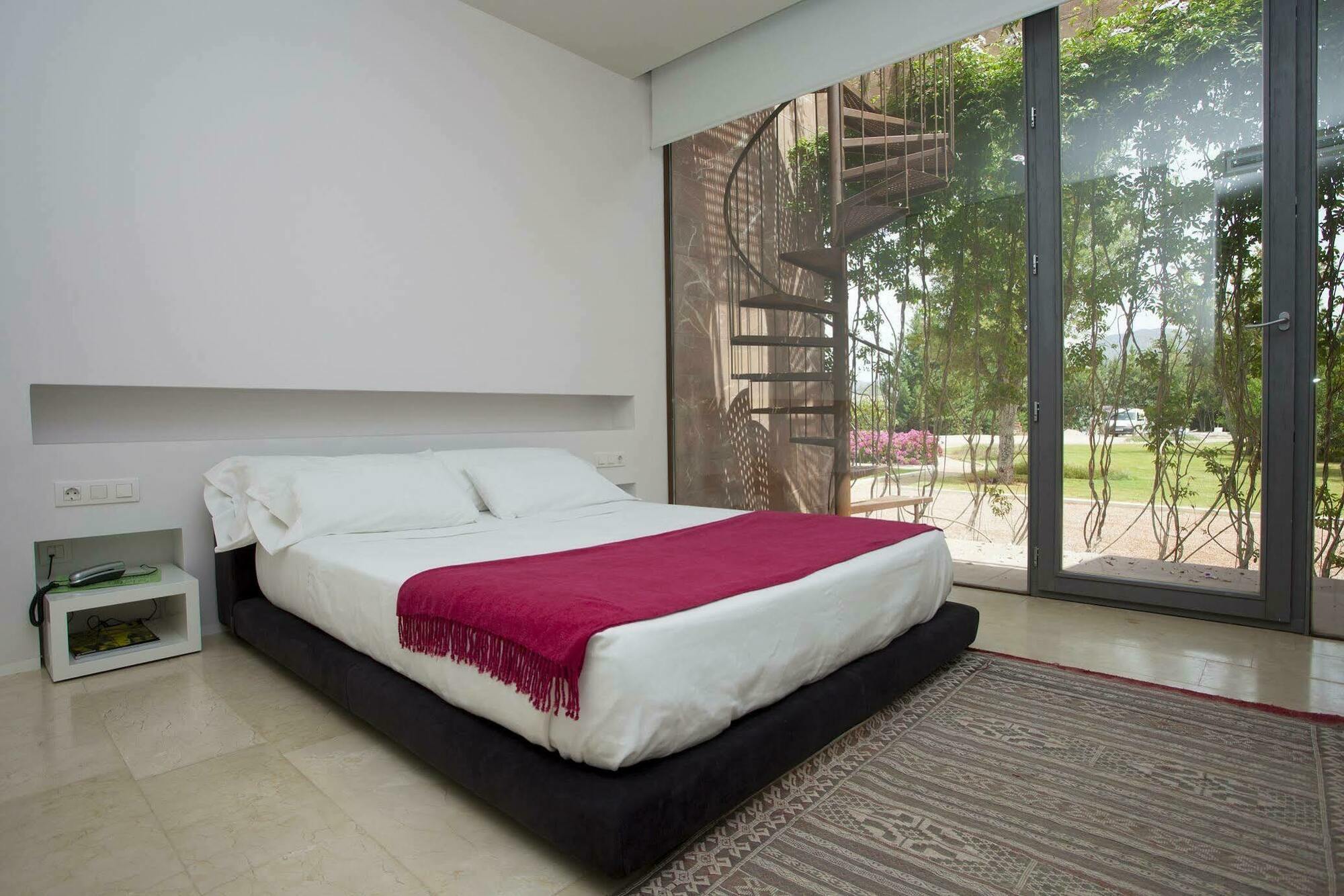 Hotel Spa La Romana, The Originals Relais Экстерьер фото